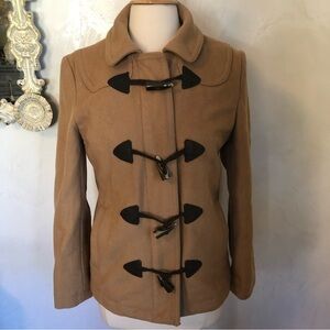 Gap 78% Wool camel coat with zipper and button closure Size Medium